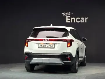 2023 Kia Seltos с пробегом 18 611 км