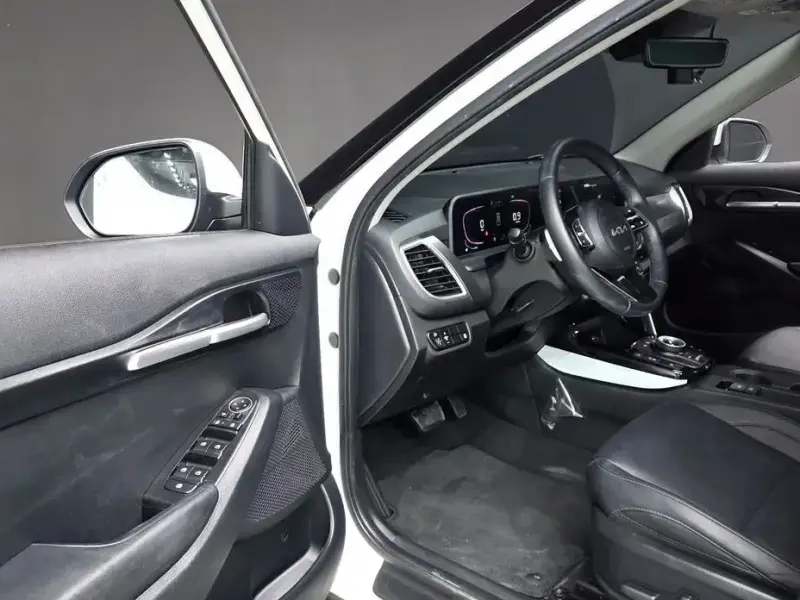 2023 Kia Seltos с пробегом 18 611 км