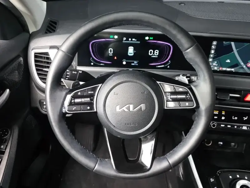 2023 Kia Seltos с пробегом 18 611 км