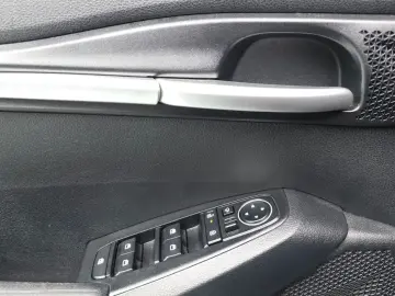 2023 Kia Seltos с пробегом 53 475 км