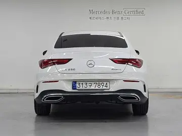 2023 Mercedes-Benz CLA с пробегом 33 640 км