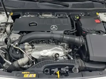 2023 Mercedes-Benz CLA с пробегом 33 640 км