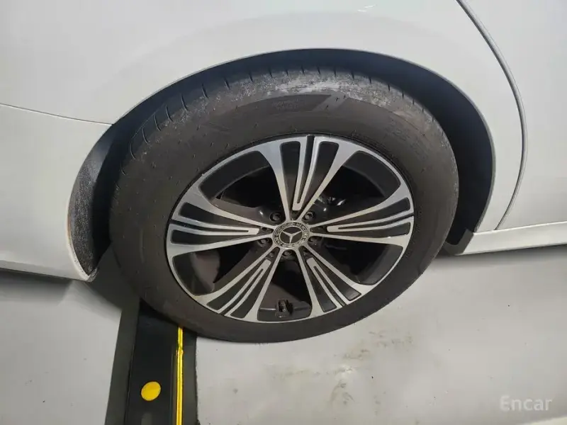 2024 Mercedes-Benz E-Класс с пробегом 26 500 км
