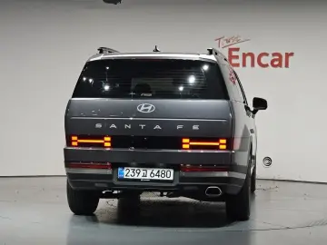 2025 Hyundai Santa Fe с пробегом 2 576 км