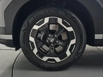 2025 Hyundai Santa Fe с пробегом 2 576 км