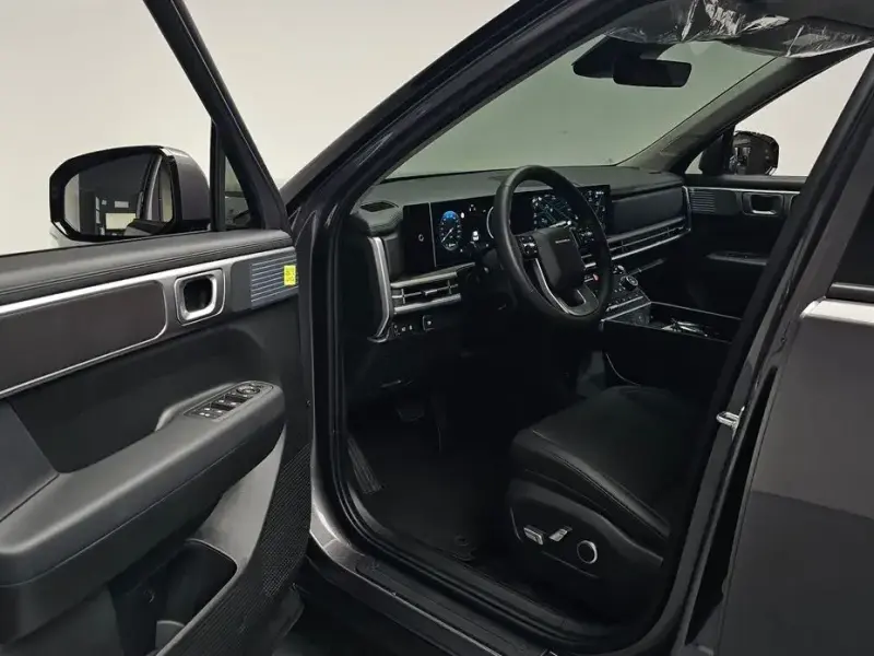 2025 Hyundai Santa Fe с пробегом 2 576 км