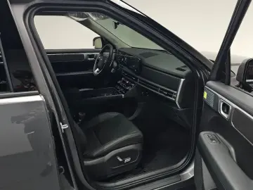 2025 Hyundai Santa Fe с пробегом 2 576 км