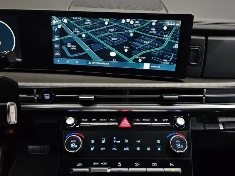 2025 Hyundai Santa Fe с пробегом 2 576 км