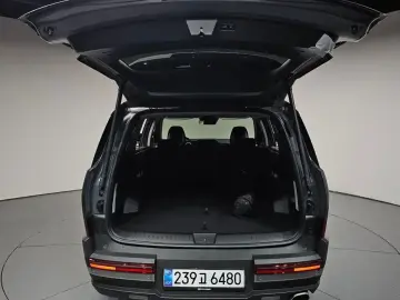 2025 Hyundai Santa Fe с пробегом 2 576 км