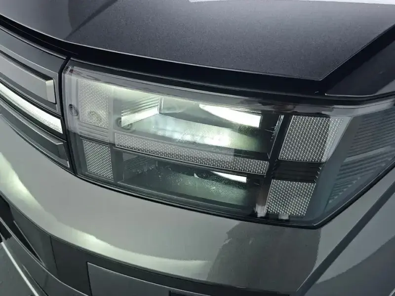 2025 Hyundai Santa Fe с пробегом 2 576 км