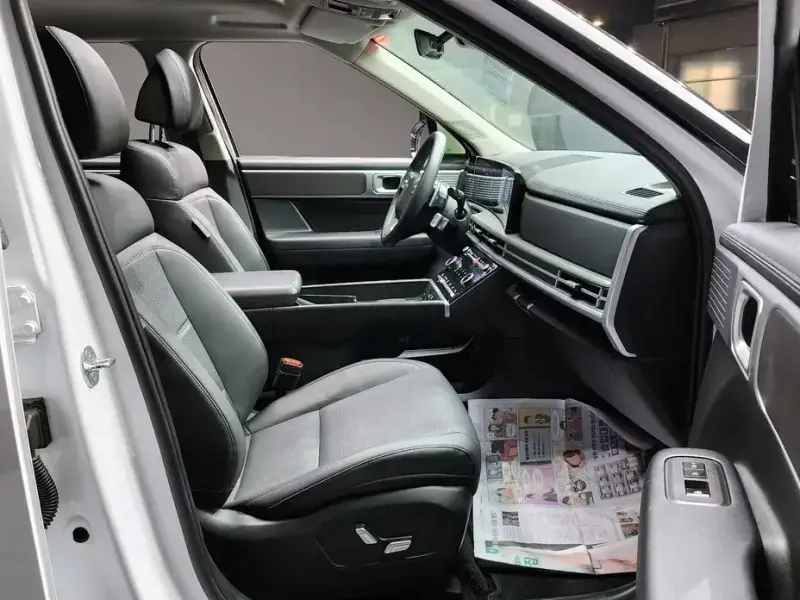 2024 Hyundai Santa Fe с пробегом 36 937 км