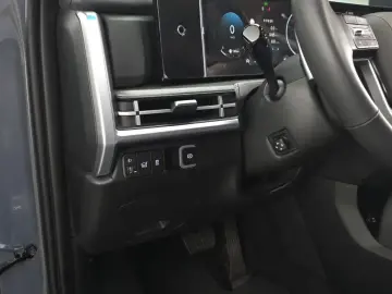 2025 Hyundai Santa Fe с пробегом 7 947 км