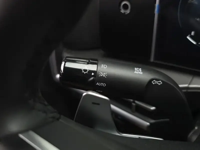 2025 Hyundai Santa Fe с пробегом 7 947 км