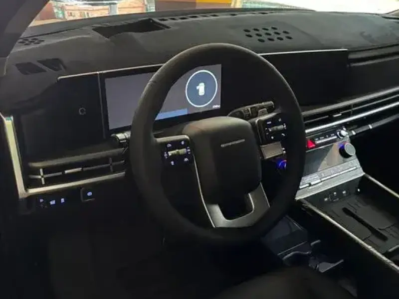 2025 Hyundai Santa Fe с пробегом 2 266 км