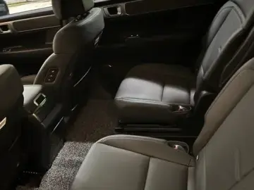 2025 Hyundai Santa Fe с пробегом 2 266 км