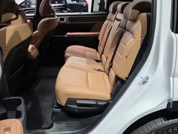 2024 Hyundai Santa Fe с пробегом 19 055 км