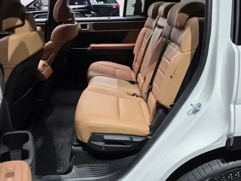 2024 Hyundai Santa Fe с пробегом 19 055 км