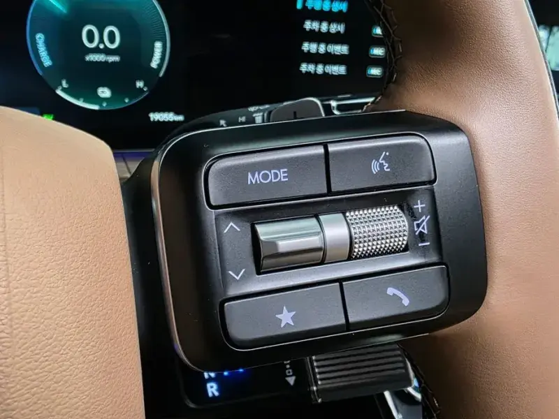 2024 Hyundai Santa Fe с пробегом 19 055 км