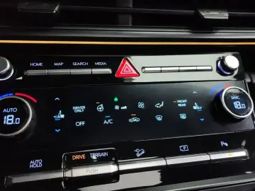2023 Hyundai Santa Fe с пробегом 47 817 км