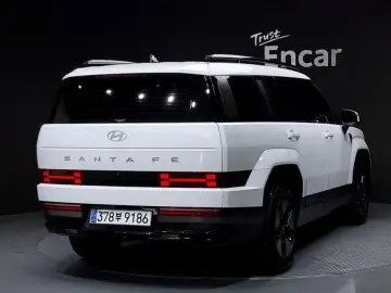 2023 Hyundai Santa Fe с пробегом 11 698 км