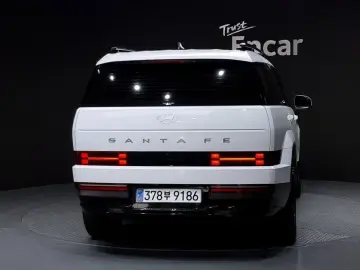 2023 Hyundai Santa Fe с пробегом 11 698 км
