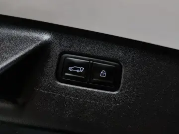 2023 Hyundai Santa Fe с пробегом 11 698 км