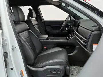 2023 Hyundai Santa Fe с пробегом 41 047 км