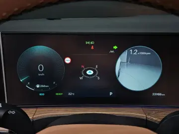 2024 Hyundai Santa Fe с пробегом 33 988 км