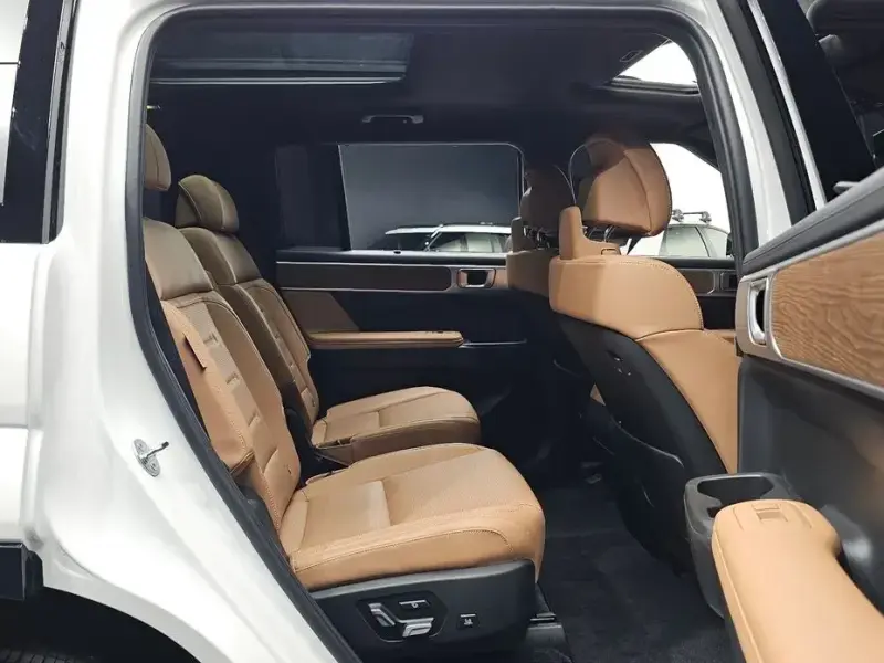 2024 Hyundai Santa Fe с пробегом 33 988 км