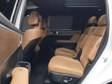 2024 Hyundai Santa Fe с пробегом 33 988 км