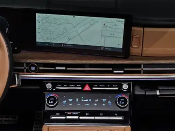 2024 Hyundai Santa Fe с пробегом 33 988 км