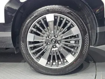 2024 Hyundai Santa Fe с пробегом 33 988 км