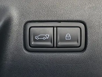 2024 Hyundai Santa Fe с пробегом 33 988 км