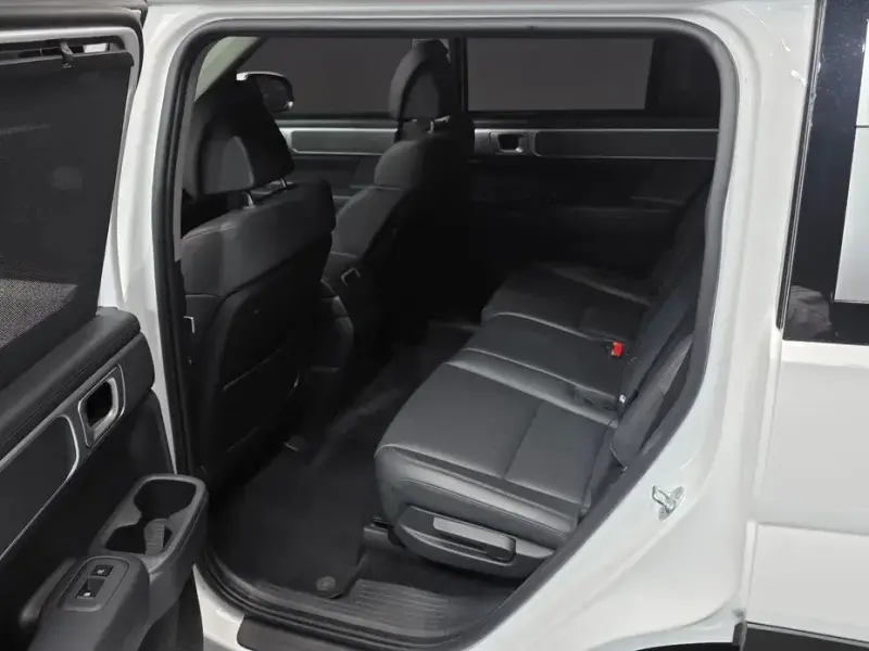 2023 Hyundai Santa Fe с пробегом 33 241 км