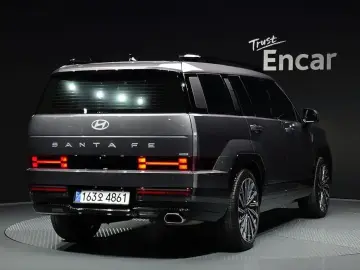 2024 Hyundai Santa Fe с пробегом 20 712 км