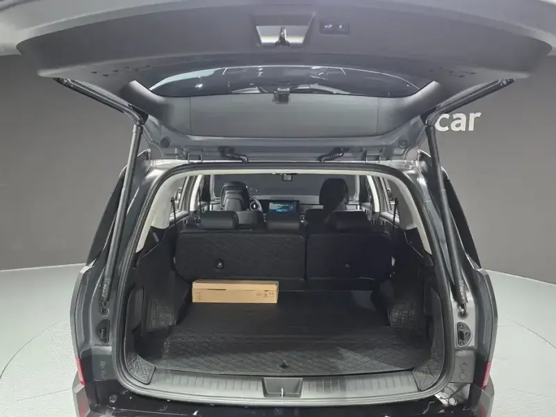 2024 Hyundai Santa Fe с пробегом 20 712 км
