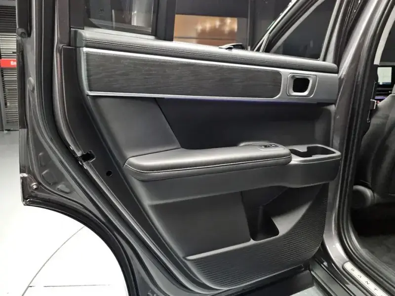 2024 Hyundai Santa Fe с пробегом 20 712 км