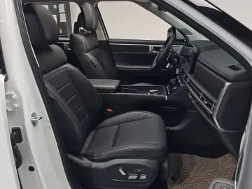2025 Hyundai Santa Fe с пробегом 29 393 км