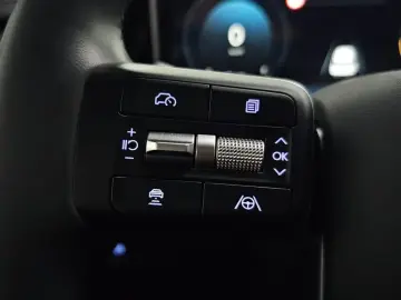 2025 Hyundai Santa Fe с пробегом 30 055 км