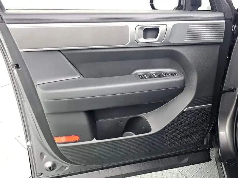 2025 Hyundai Santa Fe с пробегом 30 055 км