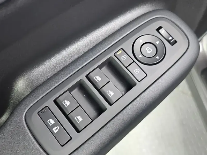2025 Hyundai Santa Fe с пробегом 30 055 км