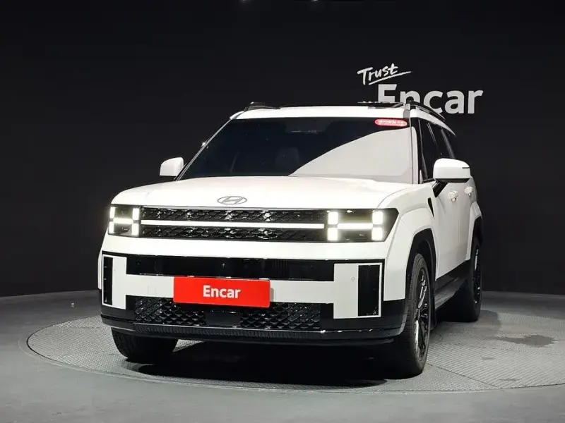 2024 Hyundai Santa Fe с пробегом 14 031 км