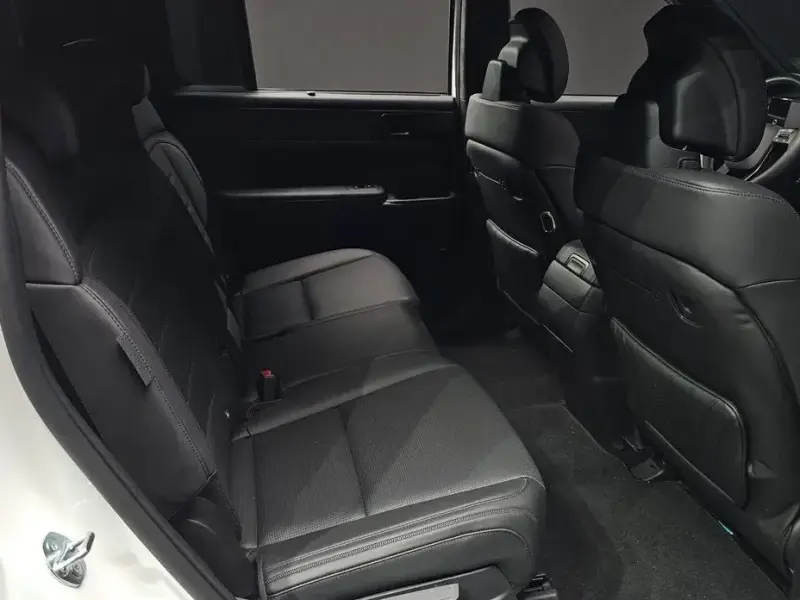 2024 Hyundai Santa Fe с пробегом 14 031 км