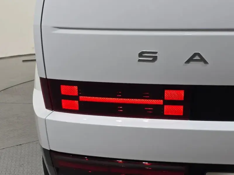 2024 Hyundai Santa Fe с пробегом 18 138 км