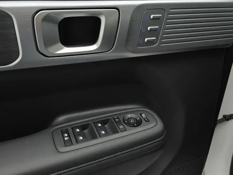 2024 Hyundai Santa Fe с пробегом 18 138 км
