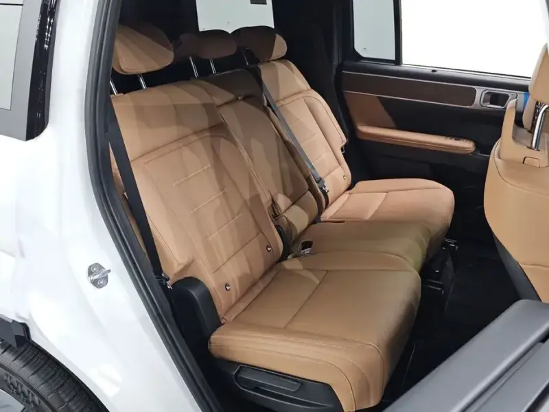 2024 Hyundai Santa Fe с пробегом 14 173 км
