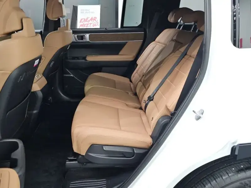2024 Hyundai Santa Fe с пробегом 14 173 км