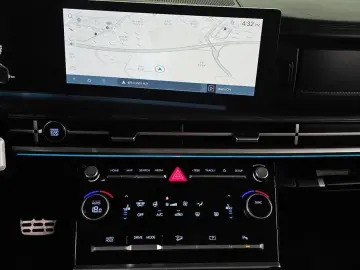 2024 Hyundai Santa Fe с пробегом 76 023 км