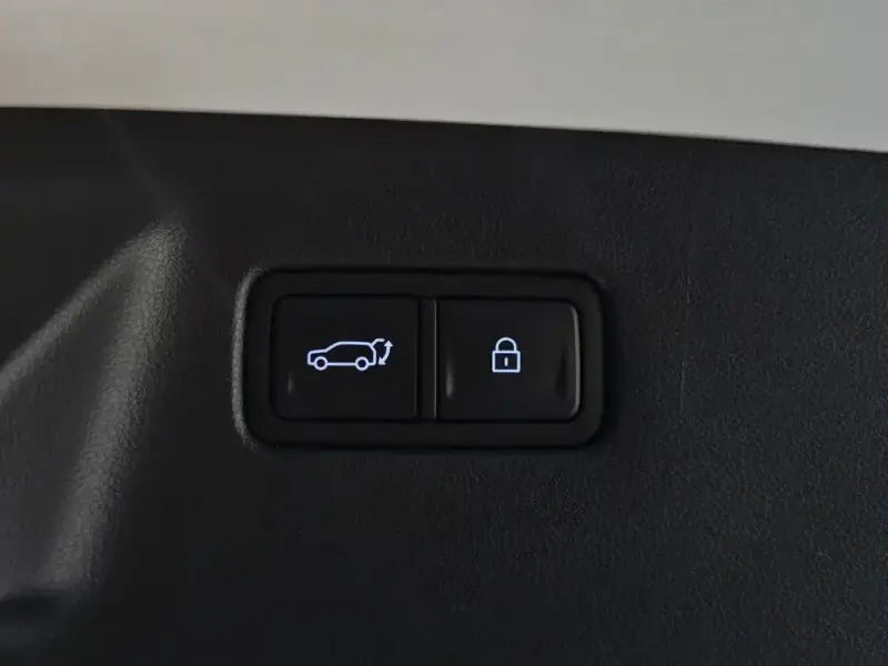 2024 Hyundai Santa Fe с пробегом 14 173 км