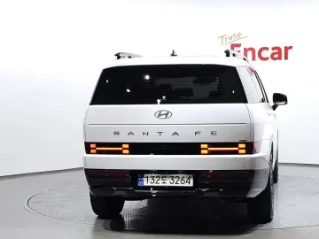 2023 Hyundai Santa Fe с пробегом 24 696 км